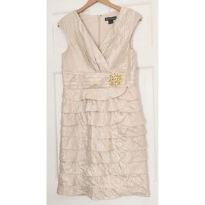 Jessica Howard Formal Dress Size 12 Champagne Metallic Tiered Ruffle Cocktail